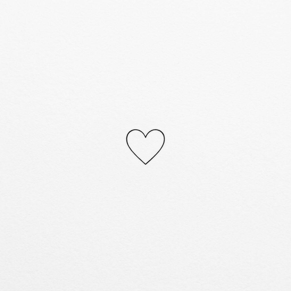 finger-tattoo fine-line heart